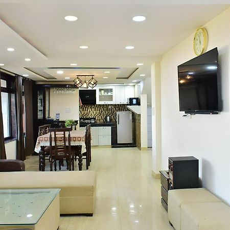 מוסורי Rudhraksh Villa 4Br- Perfect Vacay Villa מראה חיצוני תמונה