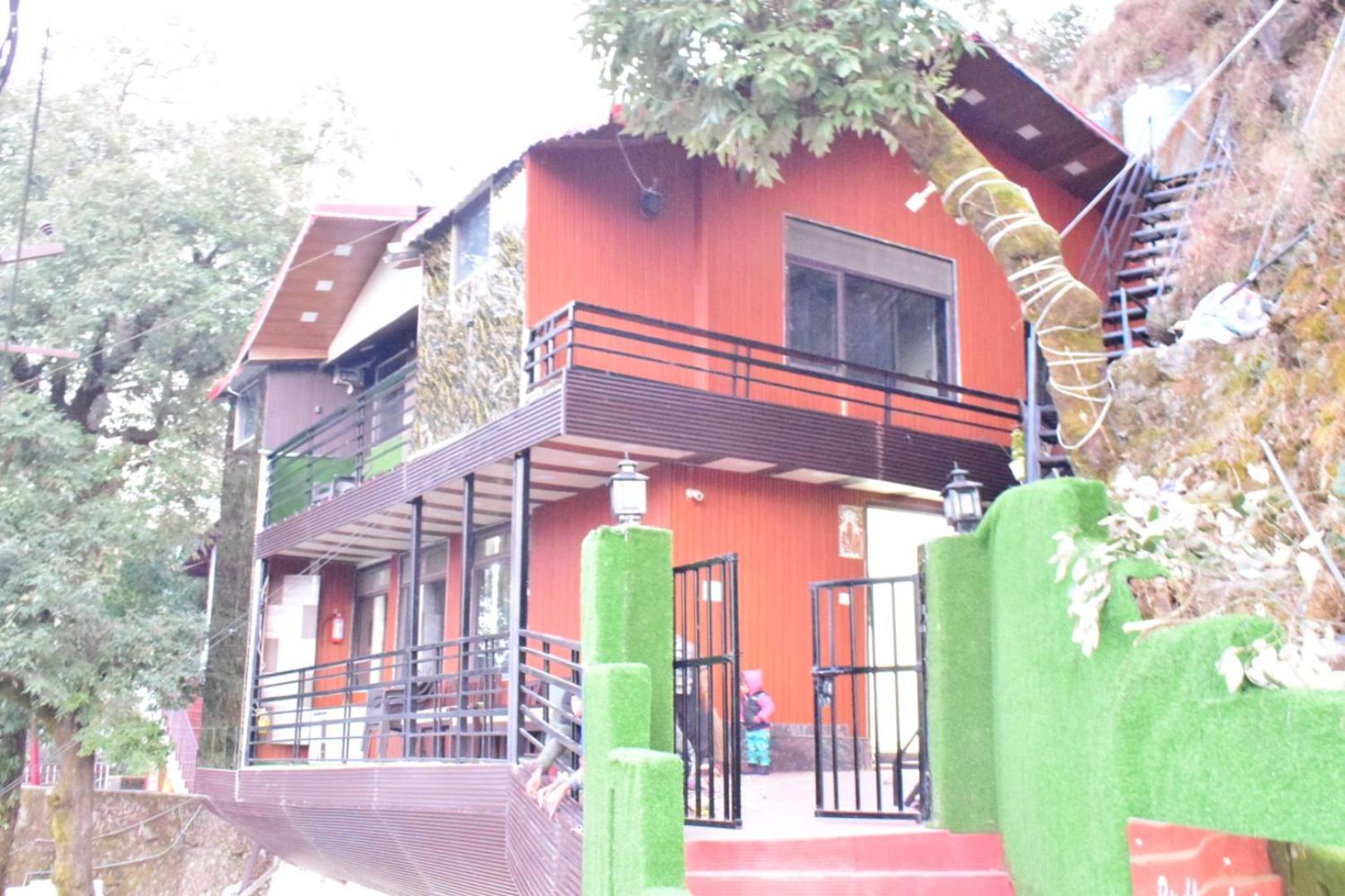 מוסורי Rudhraksh Villa 4Br- Perfect Vacay Villa מראה חיצוני תמונה