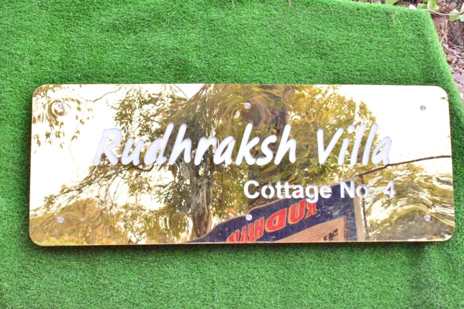 מוסורי Rudhraksh Villa 4Br- Perfect Vacay Villa מראה חיצוני תמונה