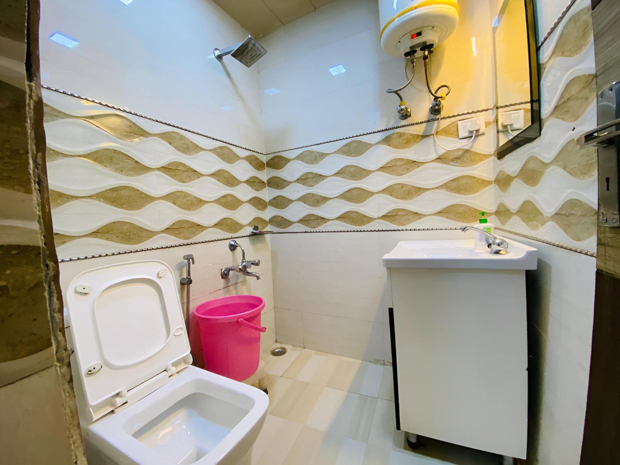 מוסורי Rudhraksh Villa 4Br- Perfect Vacay Villa מראה חיצוני תמונה