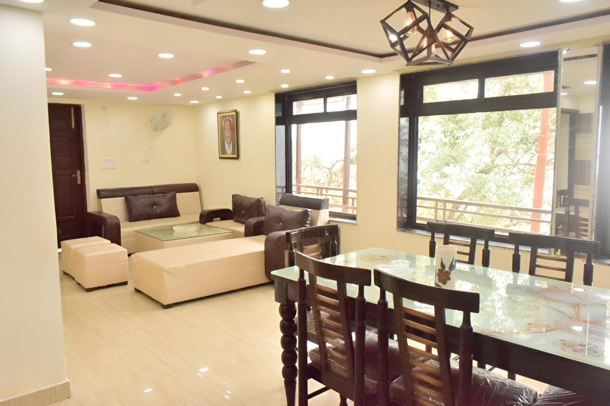 מוסורי Rudhraksh Villa 4Br- Perfect Vacay Villa מראה חיצוני תמונה